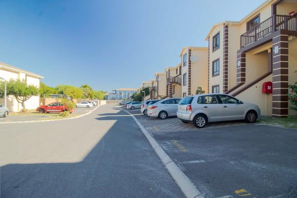 Apartment / Flat For Sale in Parklands, Blouberg