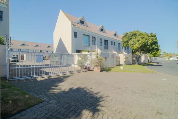House For Sale in Parklands, Blouberg