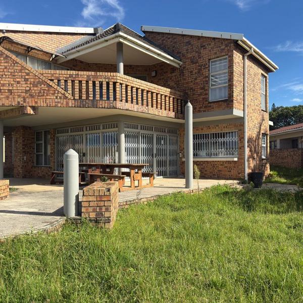 House For Sale in Doc Wilson Point, Port Edward